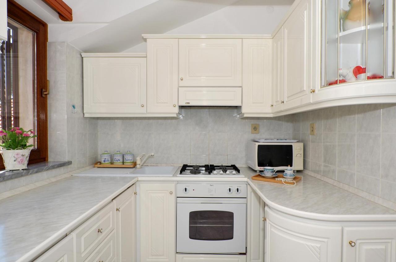 Apartmani Basic 1 Сплит Экстерьер фото